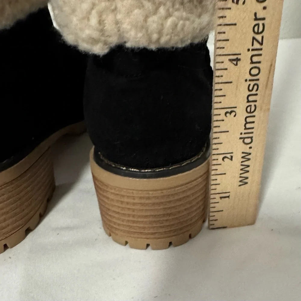 Women’s Sz 41 US 10 Snow Booties Winter Faux Fur Suede Square Heels Ankle Boots